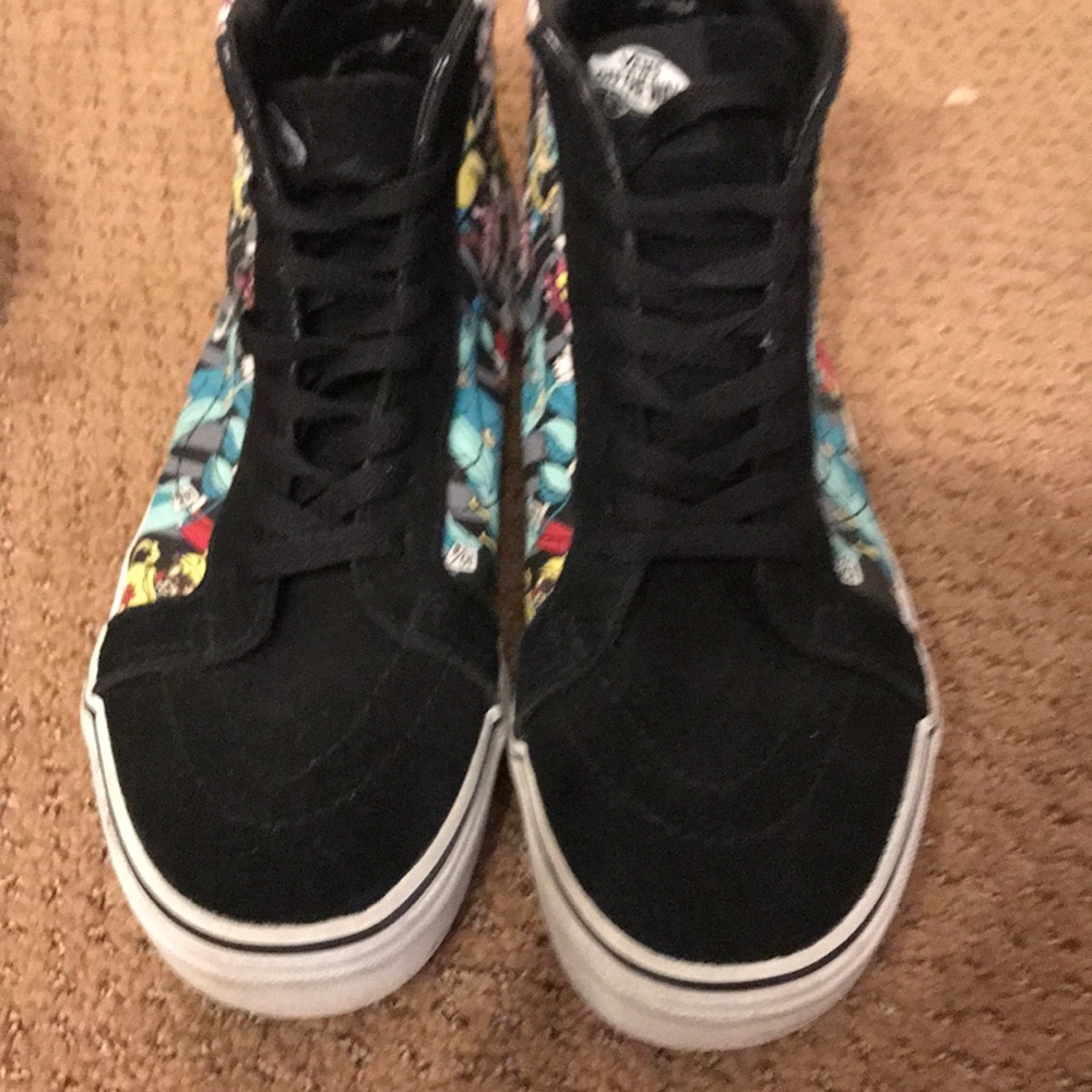 Alice in wonderland print Vans